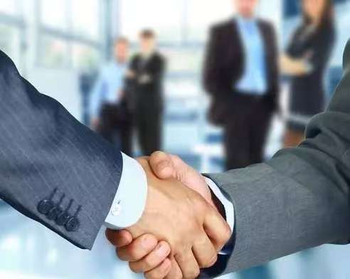 带珠宝店企业收购（珠宝公司收购宝石吗）